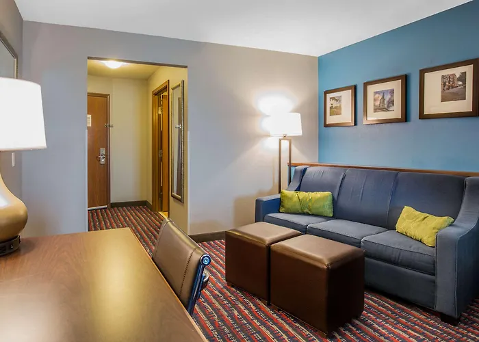 Comfort Suites