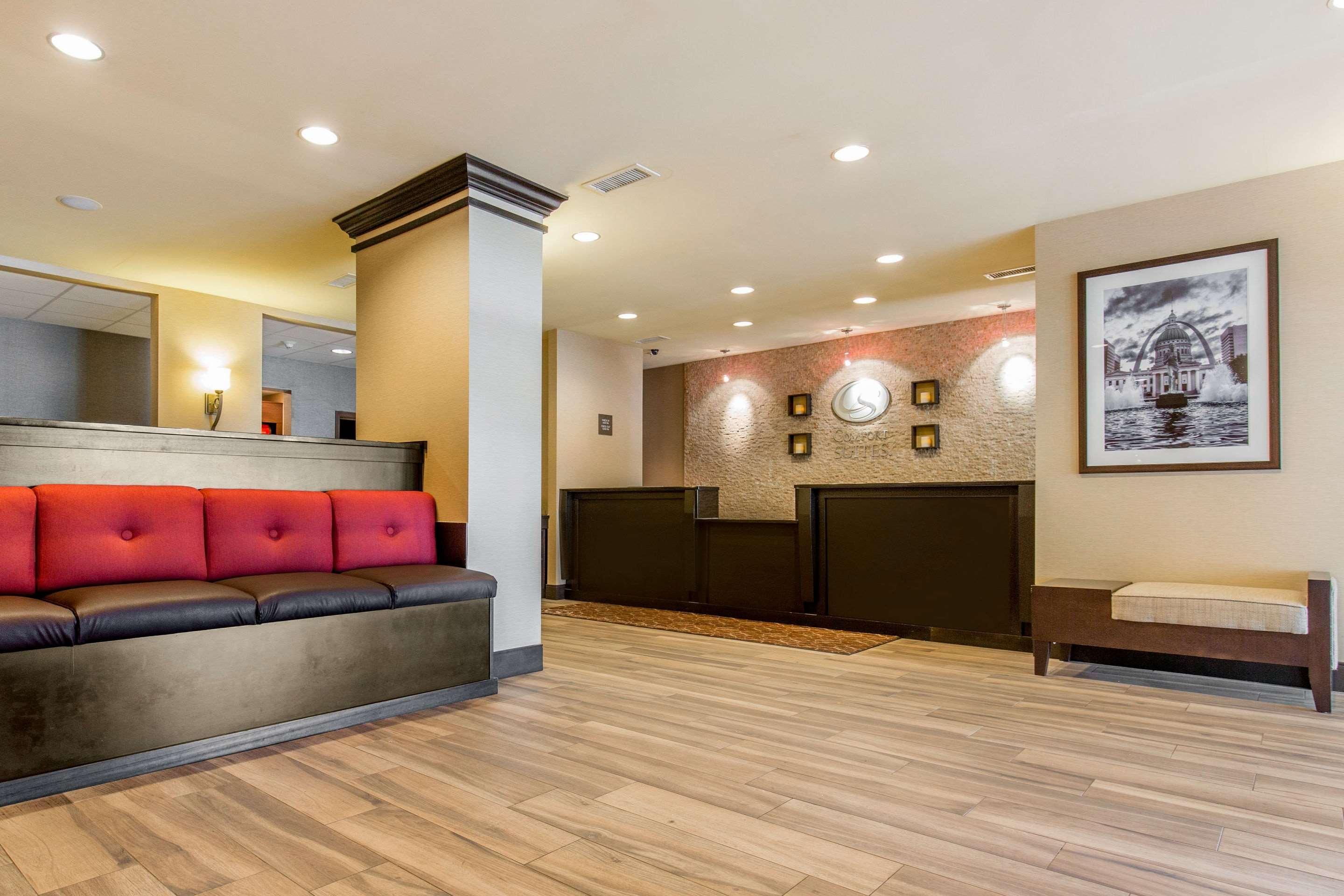 Hotel Comfort Fairview Heights